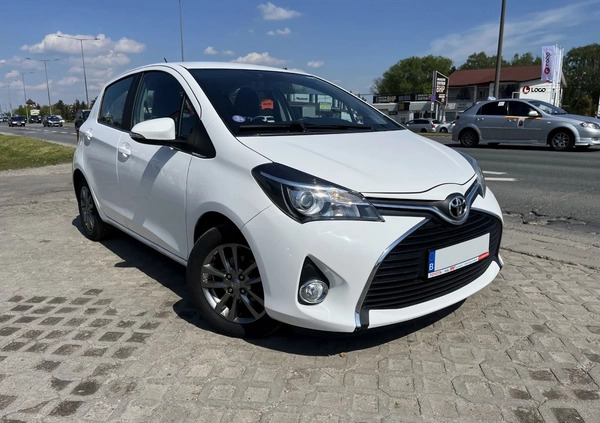 Toyota Yaris cena 43900 przebieg: 118000, rok produkcji 2015 z Reda małe 172